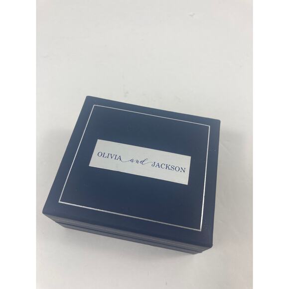 NWT Olivia and Jackson Sterling Silver Lab Gem Ring Red 3 stone size 7 - Picture 2 of 2